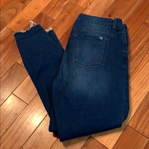 J-Lo skinny jeans